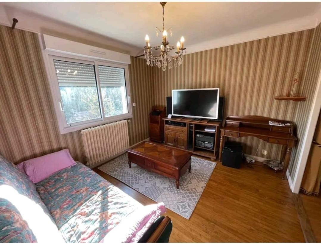-Comme A La Maison- Jardin, Veranda, Ideal Familles Et Business Niort Exteriér fotografie