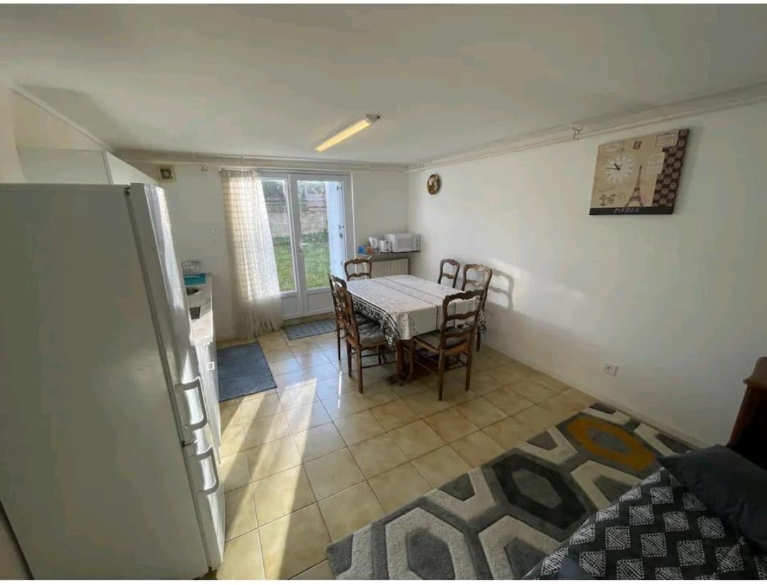 -Comme A La Maison- Jardin, Veranda, Ideal Familles Et Business Niort Exteriér fotografie