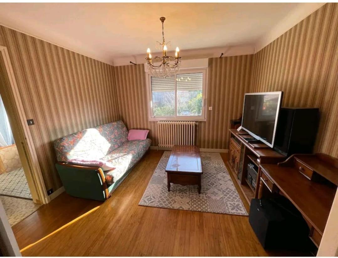 -Comme A La Maison- Jardin, Veranda, Ideal Familles Et Business Niort Exteriér fotografie